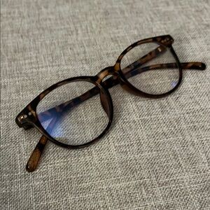 Classic Tortoise Shell Glasses